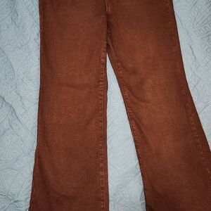 NWOT Lauren Conrad Black  Flared 5 Pocket Jeans Size 10